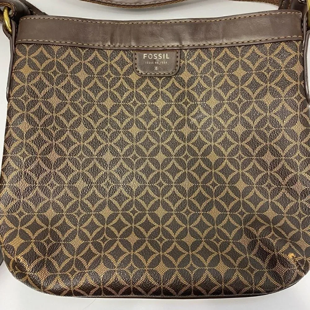 FOSSIL Brown Faux Leather Round Diamond Pattern Crossbody Bag #SHB1184